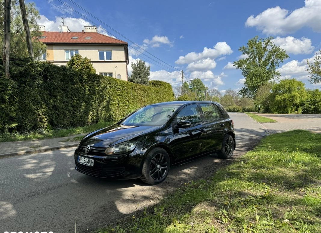 Volkswagen Golf cena 22500 przebieg: 233714, rok produkcji 2010 z Warszawa małe 67